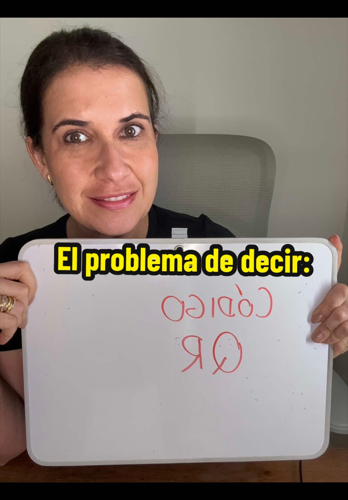 Idiomas parecidos… hasta el QR 😂